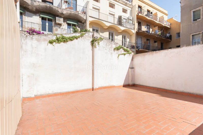 Foto 78ff8a83-3539-46e3-a740-8c8a9fb61357. Apartamento piso muy luminoso y con terraza exclusiva en el centro histórico en Barcelona