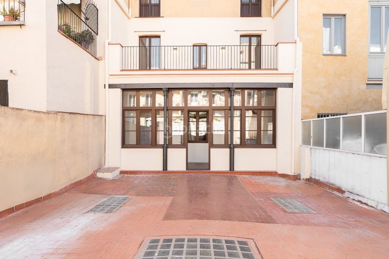 Foto 9cefa539-b339-44f2-ad8c-5e082ea526a3. Apartamento piso muy luminoso y con terraza exclusiva en el centro histórico en Barcelona