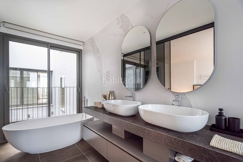 Foto 87712d05-ef9f-4801-929d-56bf89fd9141. Apartament amb aparcament piscina a Vila de Gràcia Barcelona