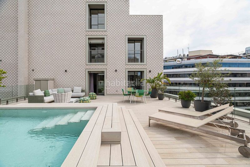 Foto e778703f-7119-4a56-8205-295fbf72fec1. Apartament amb aparcament piscina a Vila de Gràcia Barcelona