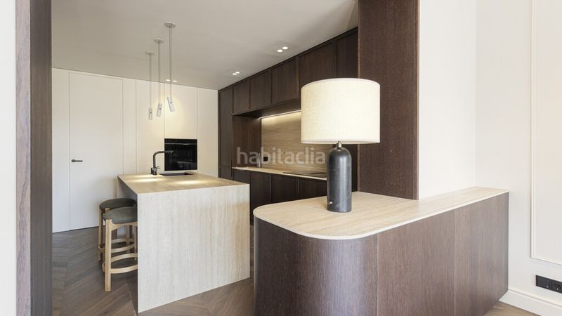 Foto f0990635-9a66-4235-8065-3b9493d88440. Apartament amb aparcament a Sant Gervasi - Galvany Barcelona