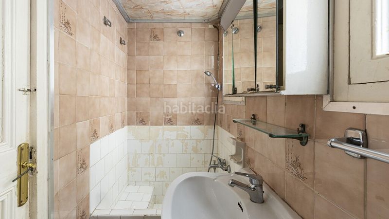 Foto 3c404e7f-5add-426a-b6d8-8ed8b53a877e. Apartament amb calefacció a Dreta de l´Eixample Barcelona