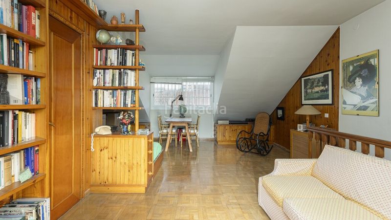 Foto a4dfac5d-e649-4bde-9297-4dbeff722386. Àtic amb calefacció aparcament a Sant Gervasi - Galvany Barcelona