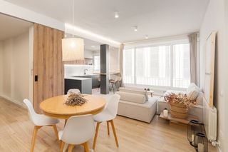 Apartament a Barri de les Corts. Piso renovado muy luminoso en diagonal