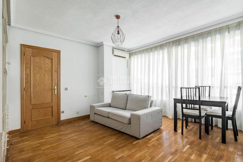 Foto dee619c1-87ed-4b25-a998-6a9321580605. Alquiler piso  en alquiler en Ventas Madrid