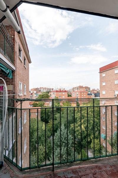Foto 0a9c8f39-3e5a-4478-a637-5ef0a0419b65. Piso  en venta en Ventas Madrid