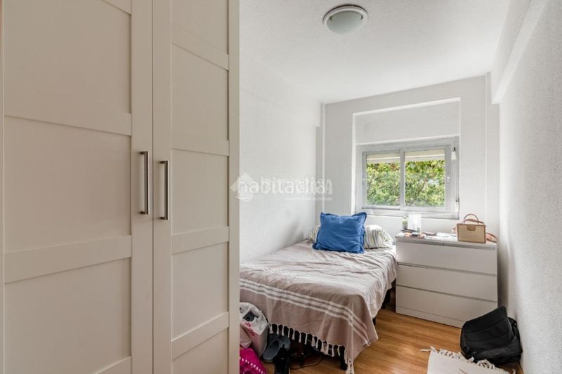 Foto eb509aa8-cde5-44f3-b751-3d78126de6b3. Pis a Ventas Madrid