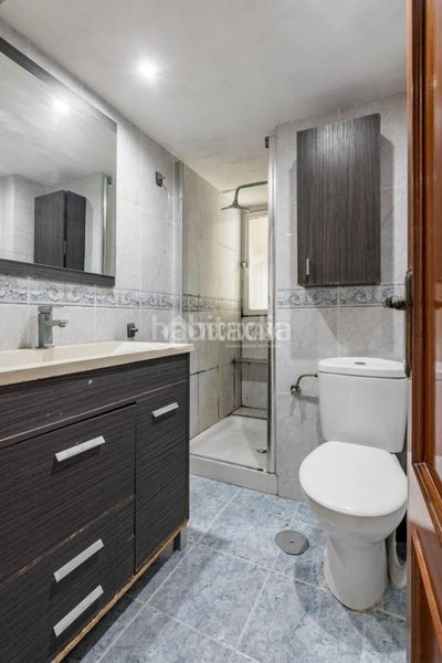 Foto ef8b6eaf-d50f-4e4c-ad68-f2416100eed1. Pis a Ventas Madrid