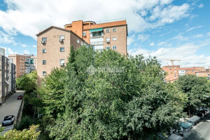 Foto 3406915d-4c0c-4846-b076-45218edd4d1e. Lloguer pis a Ventas Madrid