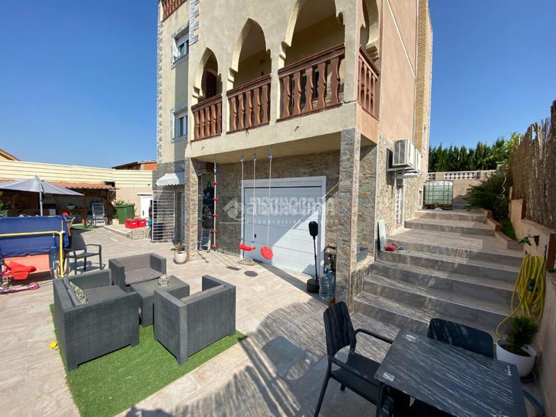 Foto 5a04591b-05e1-4211-93ab-a5f79249c60f. Masía casa rural en venta en Mejorada del Campo