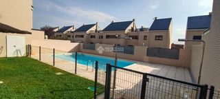 Casa aparellada a Mejorada del Campo. Casa en venta en mejorada del campo