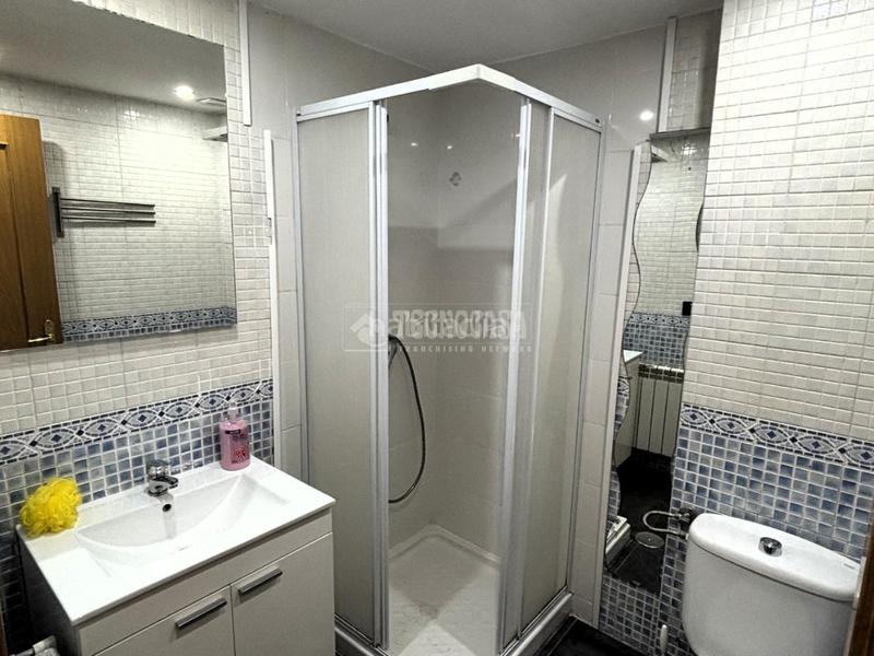 Foto 5d4e6dd5-c1ab-46f1-bac7-8abf032de057. Etagenwohnung mit heizung in Centro Móstoles