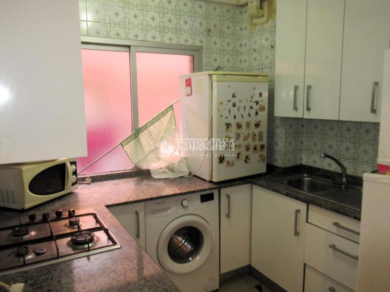 Foto c44eac7e-498e-45e2-a7f0-5cb64074a69d. Etagenwohnung mit heizung in Centro Móstoles