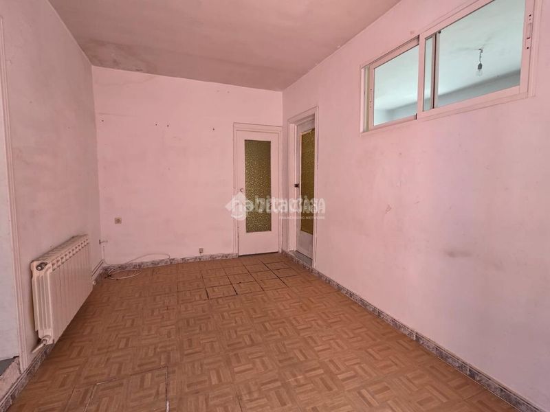 Foto e7b7b144-c7a1-4e3a-9e2b-20408e1891be. Pis amb calefacció a Centro Móstoles