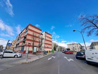 Pis en El Nido-Fuentes. Piso en venta en parla