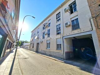 Pis en El Nido-Fuentes. Piso en venta en parla