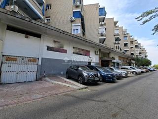 Aparcament cotxe a Villayuventus-Renfe. Boxplaza de garaje en venta en parla