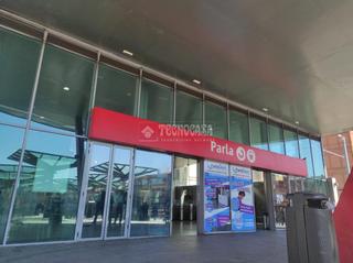 Piso en Villayuventus-Renfe. Piso en venta en parla