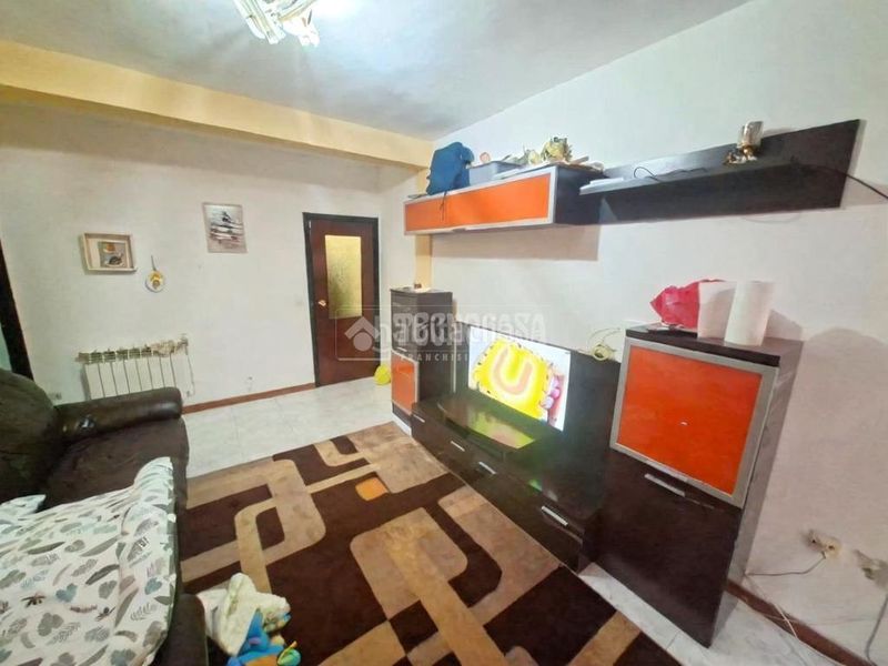 Foto 23ad59c1-d4a9-486f-a0c9-fde01fb62bcb. Piso  en venta en Villayuventus-Renfe Parla