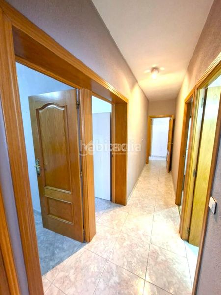 Foto d4219b3d-34b3-4de3-bf98-73ee9a38f074. Piso  en venta en Villayuventus-Renfe Parla