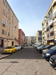Piso en Villayuventus-Renfe. Piso en venta en parla
