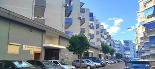 Parking voiture à Villayuventus-Renfe. Boxplaza de garaje en venta en parla