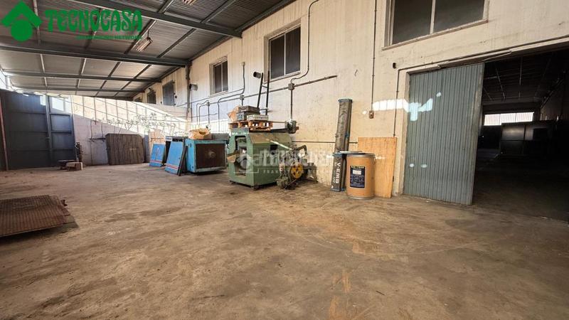 Foto 01cf681e-eb90-4eab-8f03-5cd2efdaedb0. Local comercial a Torrejón de la Calzada