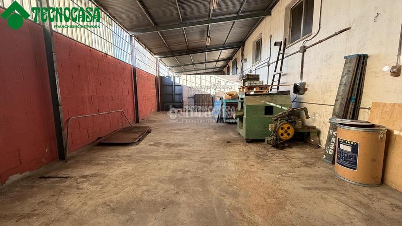 Foto 7f34150c-2ebe-4f07-b4bd-013c895fa161. Local comercial a Torrejón de la Calzada