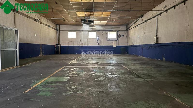 Foto ba2a254a-ef78-41e9-a490-77fc38d60c07. Local comercial a Torrejón de la Calzada