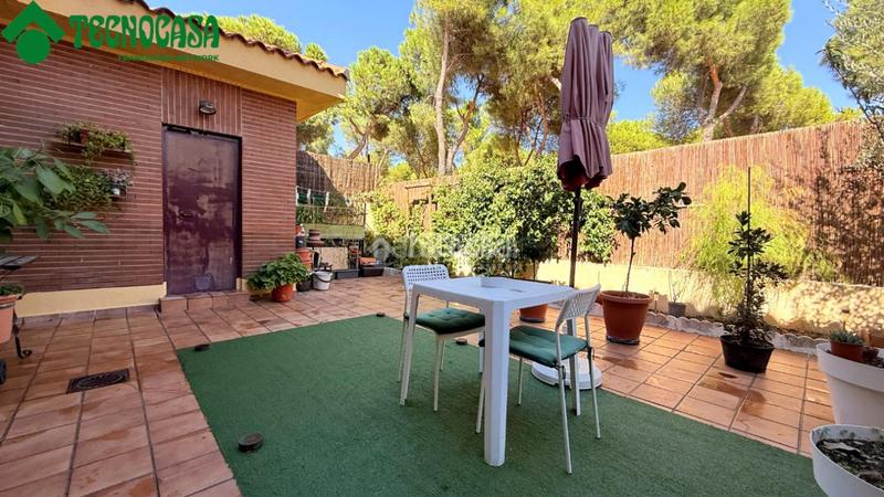 Foto 2d27d65f-333c-4d3c-b727-82f5ede64961. Casa pareada casa en venta en Torrejón de la Calzada