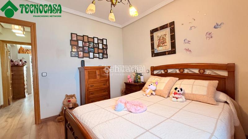 Foto 41eb0639-f217-4629-bb4a-3208d3bc2a6a. Casa bifamiliare con riscaldamento parcheggio piscina in Torrejón de la Calzada