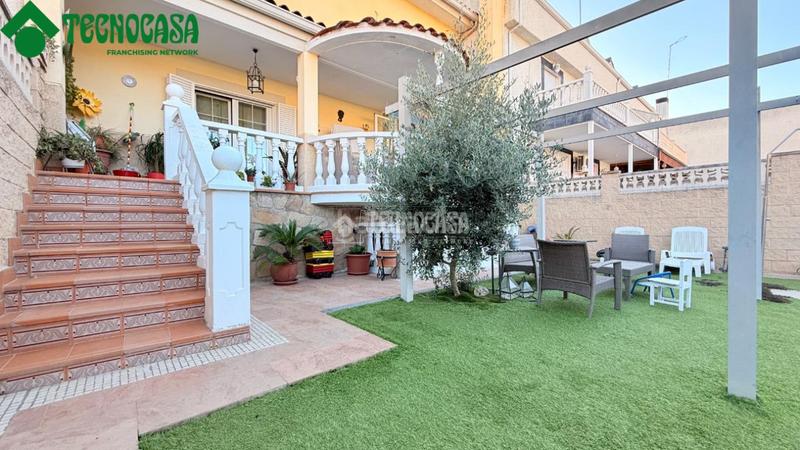 Foto 9c21aaa1-54e7-4aca-aafb-4f55ed15ad70. Casa bifamiliare con riscaldamento parcheggio piscina in Torrejón de la Calzada