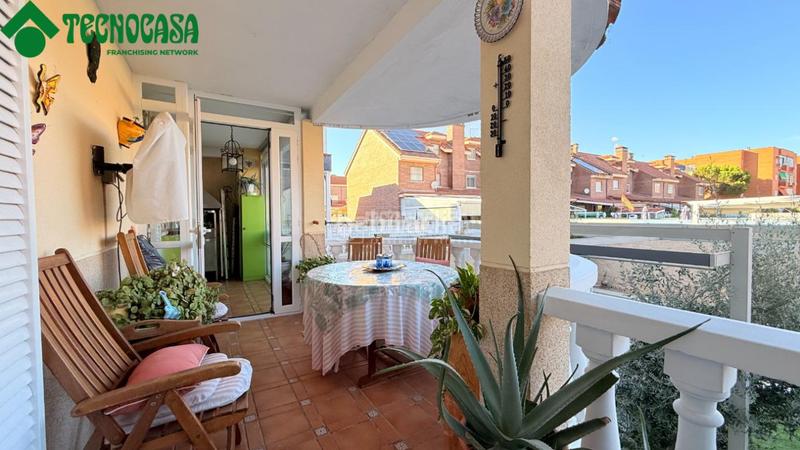 Foto b5d806bd-cb32-4108-8200-484e524146e4. Casa bifamiliare con riscaldamento parcheggio piscina in Torrejón de la Calzada