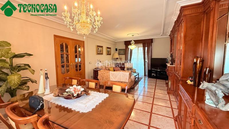 Foto c1448688-ad40-472e-bd11-001d4173f32c. Casa bifamiliare con riscaldamento parcheggio piscina in Torrejón de la Calzada