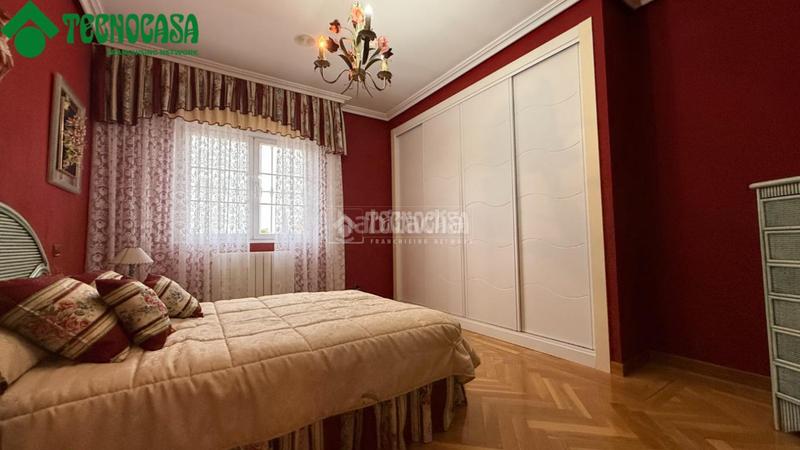 Foto 18f6f78d-b78c-48de-b684-c8a6b635e840. Haus mit heizung parking in Torrejón de la Calzada