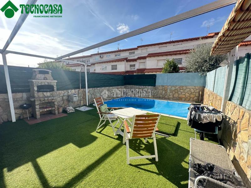 Foto 29f3b41f-87c4-46b5-af94-c7f9172298b2. Casa pareada casa en venta en Torrejón de Velasco