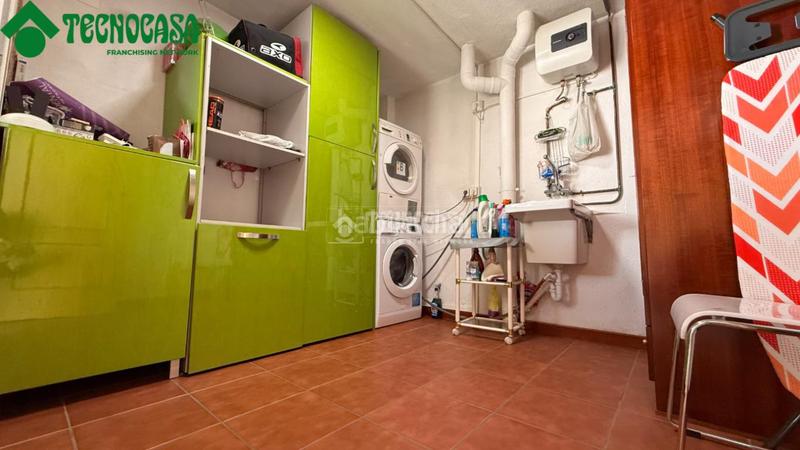 Foto 3ebb5517-aa8c-43aa-b6e5-999b4570b52f. Casa bifamiliare con riscaldamento parcheggio in Torrejón de la Calzada