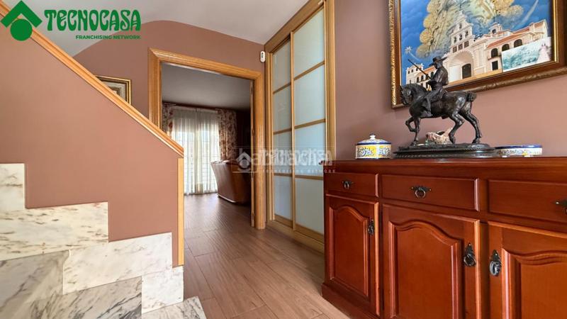 Foto 6547b084-033e-49ef-8130-ad3a7950e1d5. Casa bifamiliare con riscaldamento parcheggio in Torrejón de la Calzada