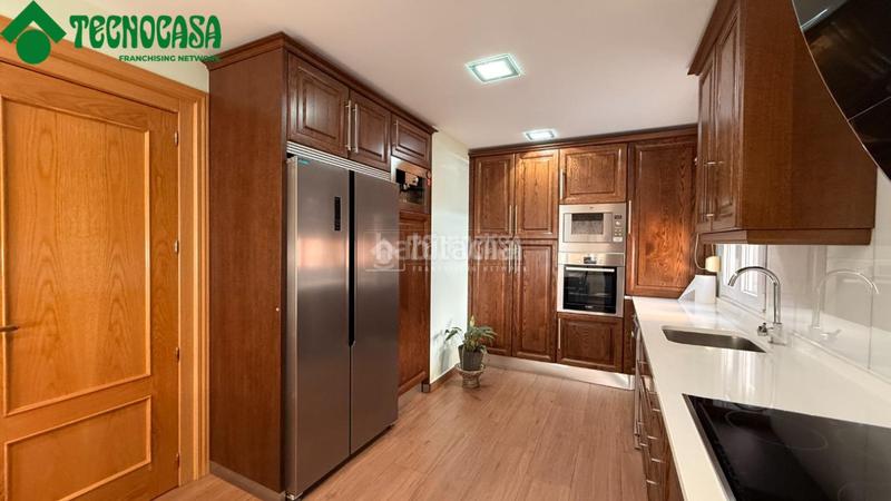 Foto 719ac8fa-14b7-4d15-883f-19d3544ca26b. Casa bifamiliare con riscaldamento parcheggio in Torrejón de la Calzada