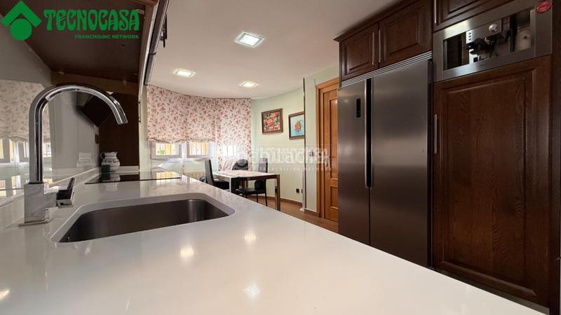 Foto 913701b5-0c69-4504-a5f7-db818b7dbdc8. Casa bifamiliare con riscaldamento parcheggio in Torrejón de la Calzada