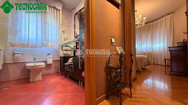 Foto c848e411-2723-4065-9752-8c4298c1d7ad. Casa bifamiliare con riscaldamento parcheggio in Torrejón de la Calzada