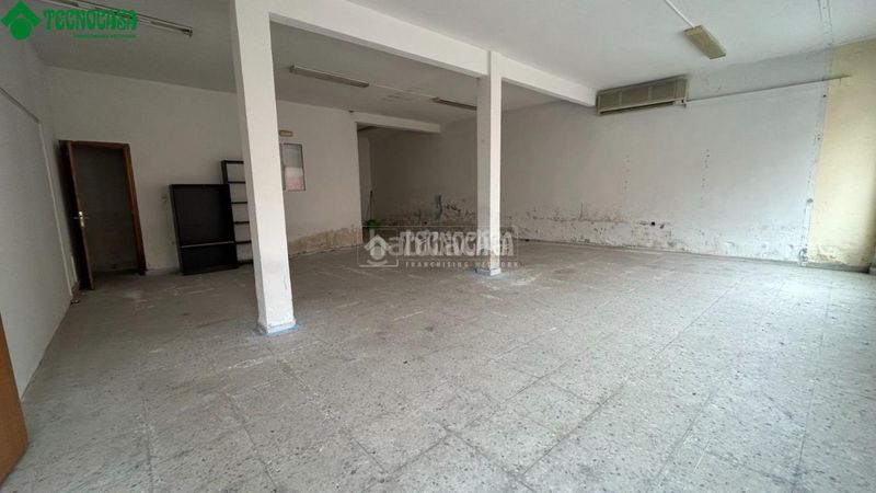 Foto 7bd79ed0-de8c-4bb0-af79-0bbec8baf450. Local comercial a Torrejón de la Calzada