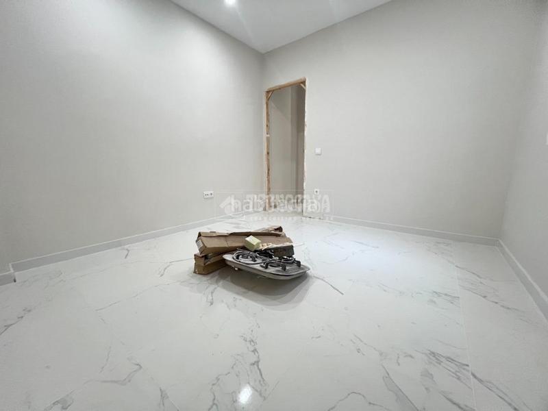 Foto 06ba7a21-ade4-4b5c-8a78-8b98ce340452. Pis a Avenida de la Paz Xirivella