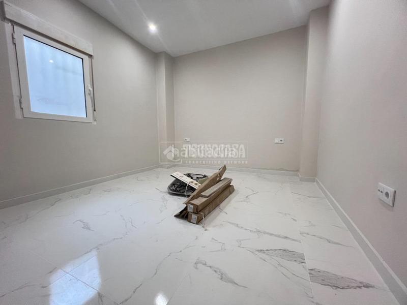 Foto bda6bce2-0d9e-4084-855b-1d39bcc17f3e. Pis a Avenida de la Paz Xirivella