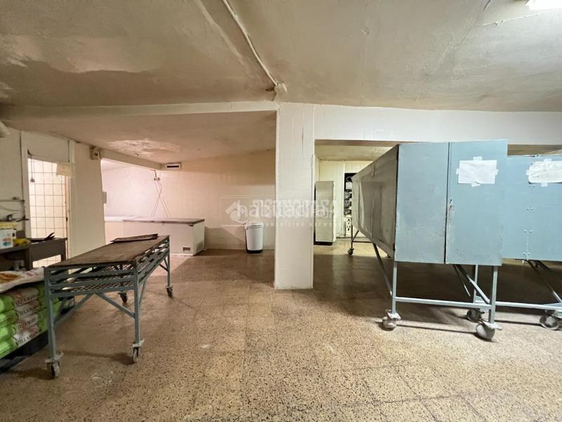 Foto 2cd7a548-50b1-49a1-9177-c05d96874c87. Local comercial  en venta en Avenida de la Paz Xirivella