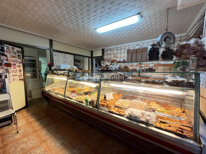 Foto 80dc15cb-f7a4-4792-a5b3-5986ae02b497. Local comercial  en venta en Avenida de la Paz Xirivella