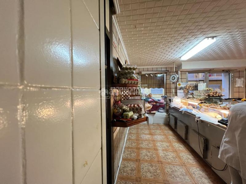 Foto c1552e8d-217c-497f-8eb1-cd431d853eb3. Local comercial  en venta en Avenida de la Paz Xirivella