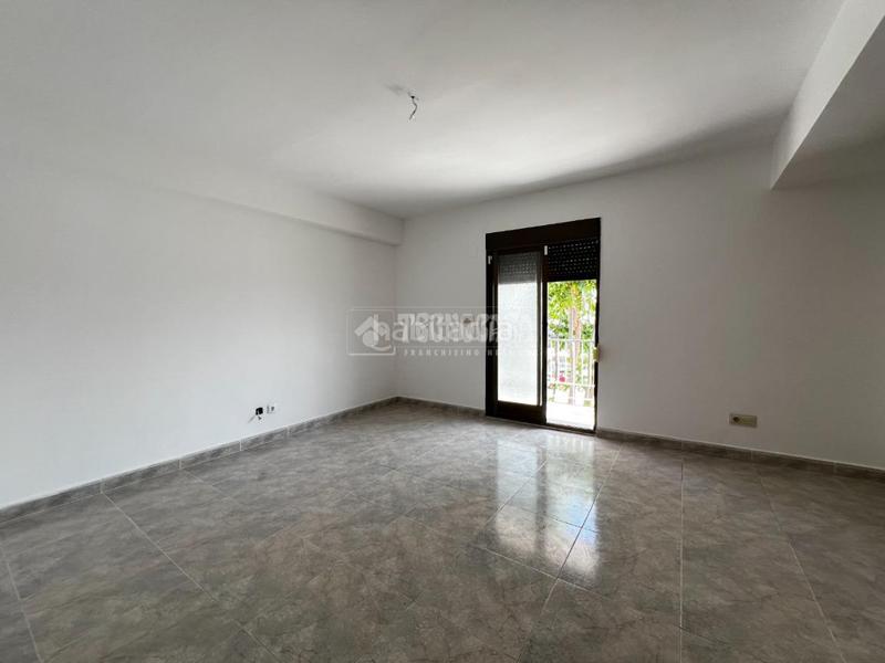 Foto 45e44050-50cf-4405-8e48-97cfa79e2db2. Appartamento in Barrio de la Luz Xirivella