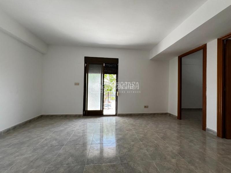 Foto f6429eeb-a6b0-4a05-924b-a262540792c3. Appartamento in Barrio de la Luz Xirivella