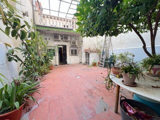 Etagenwohnung in Avenida de la Paz. Piso en venta en xirivella